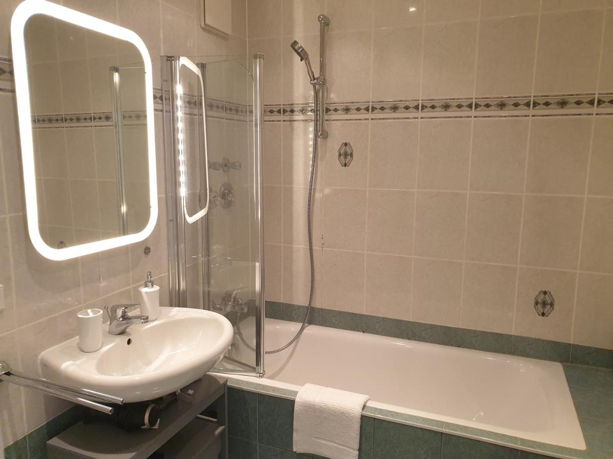 *****Saxonia De Luxe***** Neue & Hochwertige 50Qm² 2-Zimmer-Ferienwohnung In Chemnitz Mit Parkplatz & Wie Zuhause Wohlfuehlatmosphaere - My Feel@Home Apartment In เคมนิตซ์ ภายนอก รูปภาพ