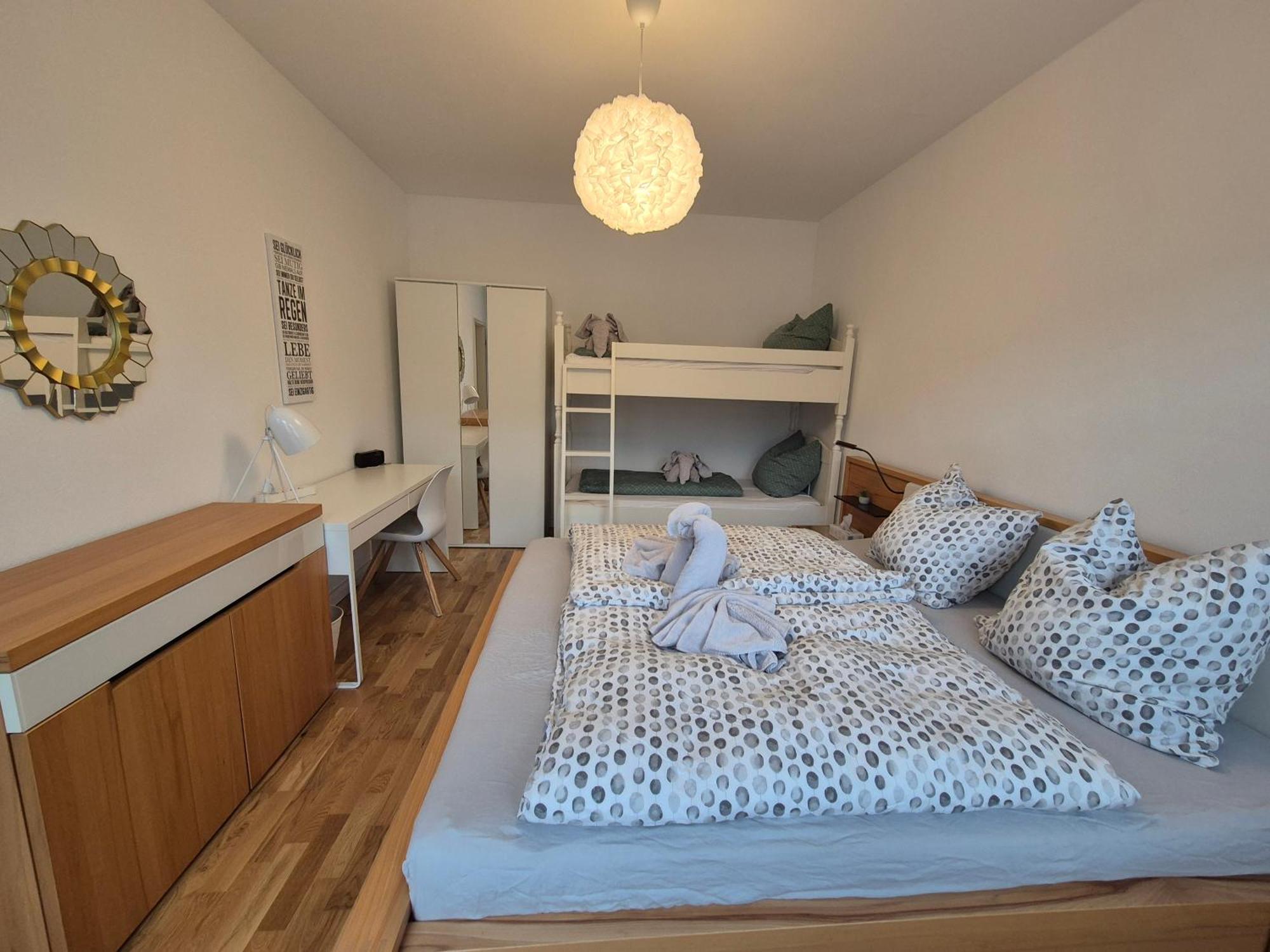 *****Saxonia De Luxe***** Neue & Hochwertige 50Qm² 2-Zimmer-Ferienwohnung In Chemnitz Mit Parkplatz & Wie Zuhause Wohlfuehlatmosphaere - My Feel@Home Apartment In เคมนิตซ์ ภายนอก รูปภาพ